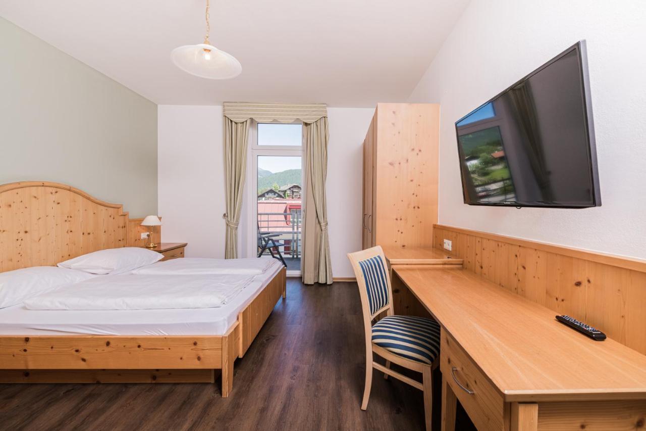 Hotel Kronplatz Olang Bagian luar foto