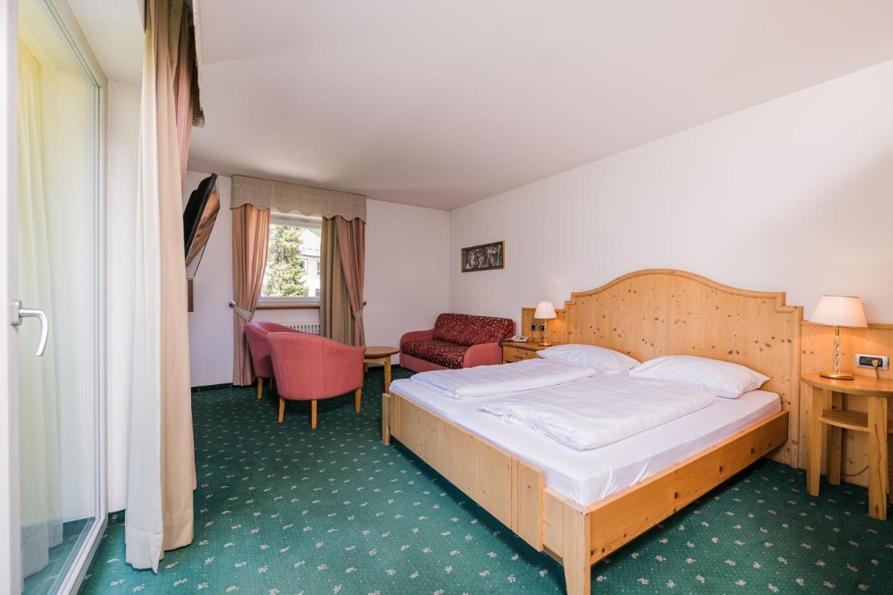 Hotel Kronplatz Olang Bagian luar foto