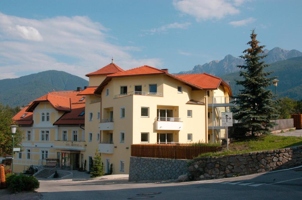 Hotel Kronplatz Olang Bagian luar foto
