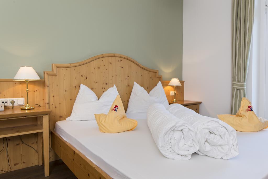 Hotel Kronplatz Olang Bagian luar foto