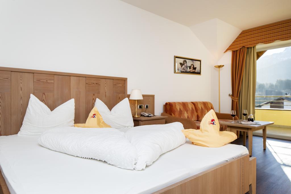 Hotel Kronplatz Olang Bagian luar foto