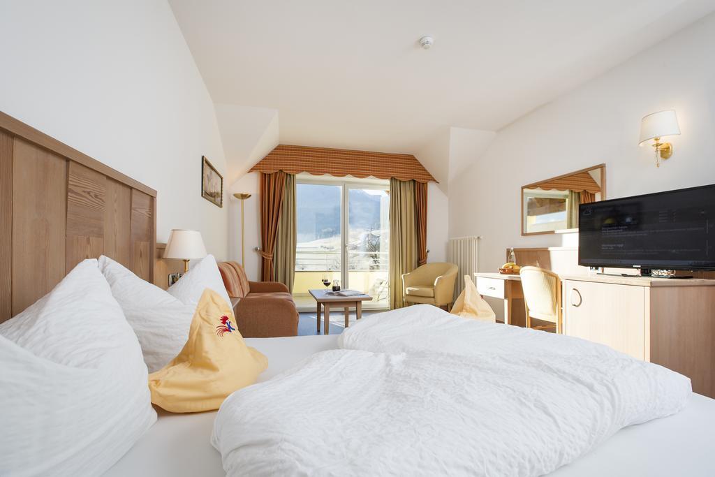 Hotel Kronplatz Olang Bagian luar foto
